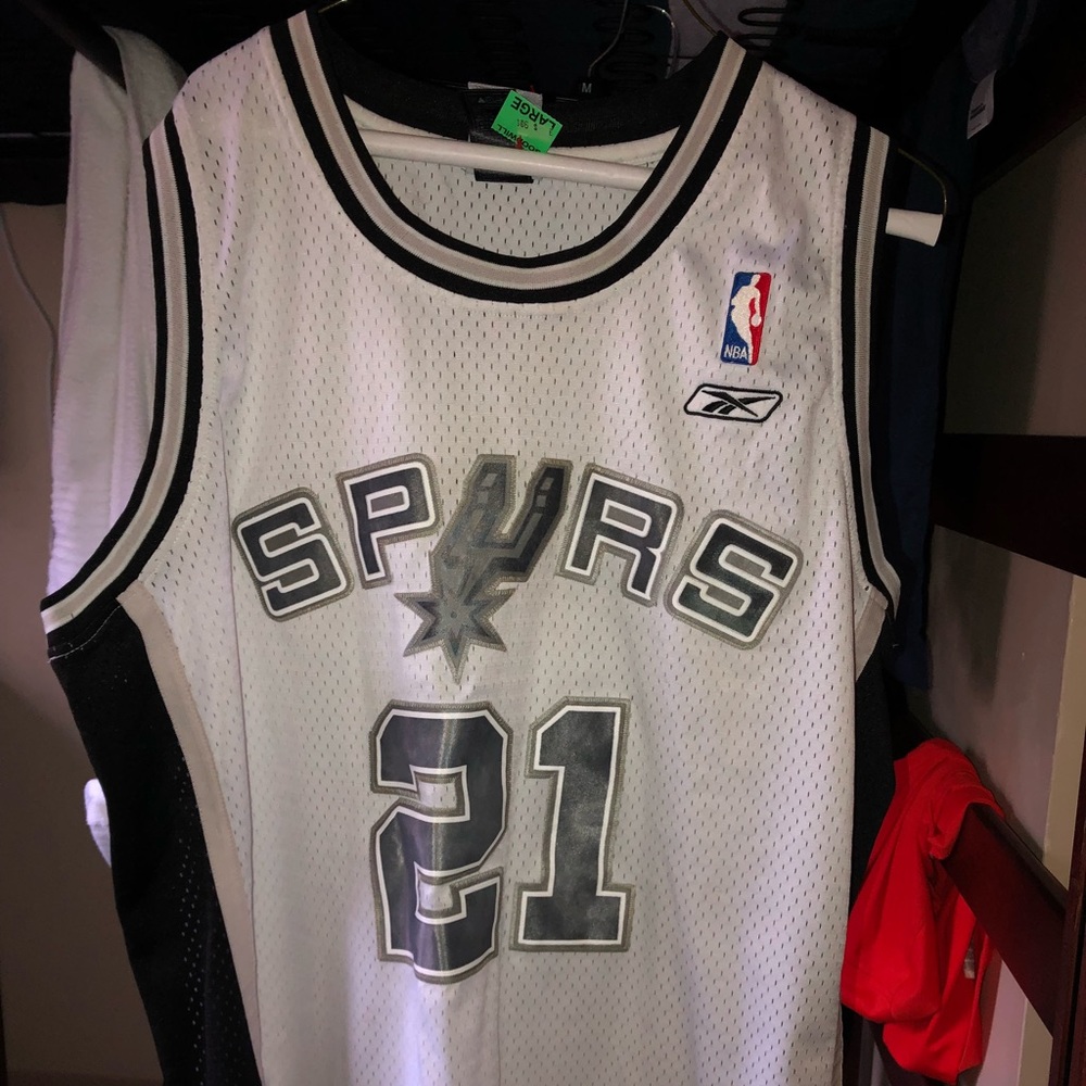 Vintage Tim Duncan Spurs Home basketball jersey